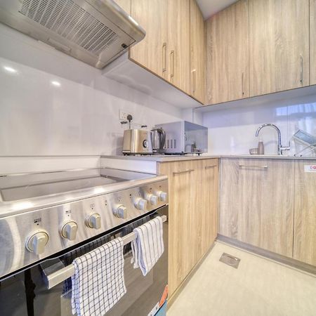 Sophisticated 1Br At Town Square Rawda Dubailand By Deluxe Holiday Homes Exterior foto